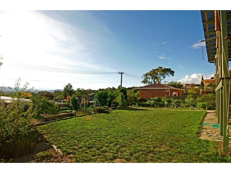15 Parfitt Crescent, Calwell ACT 2905