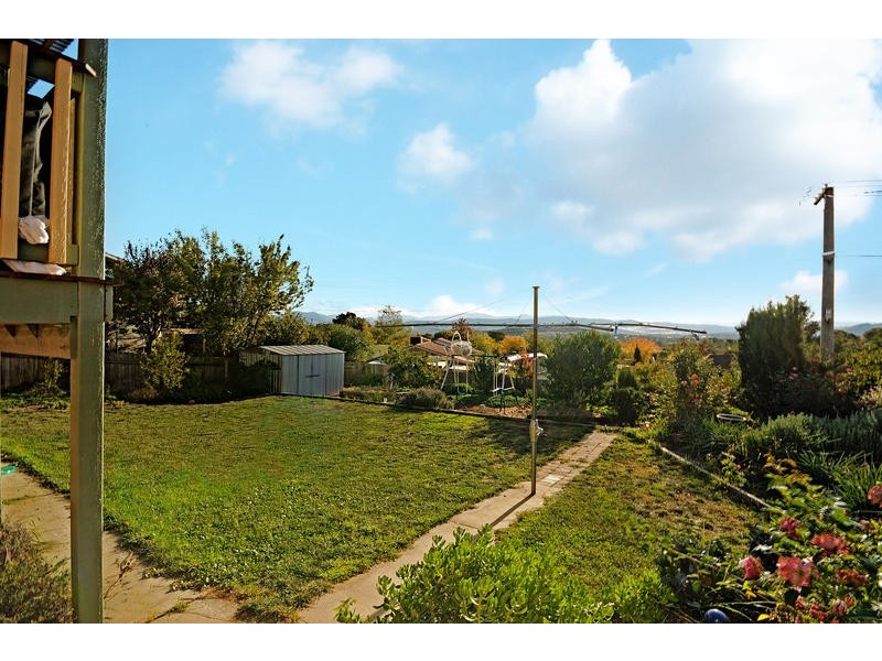 15 Parfitt Crescent, Calwell ACT 2905