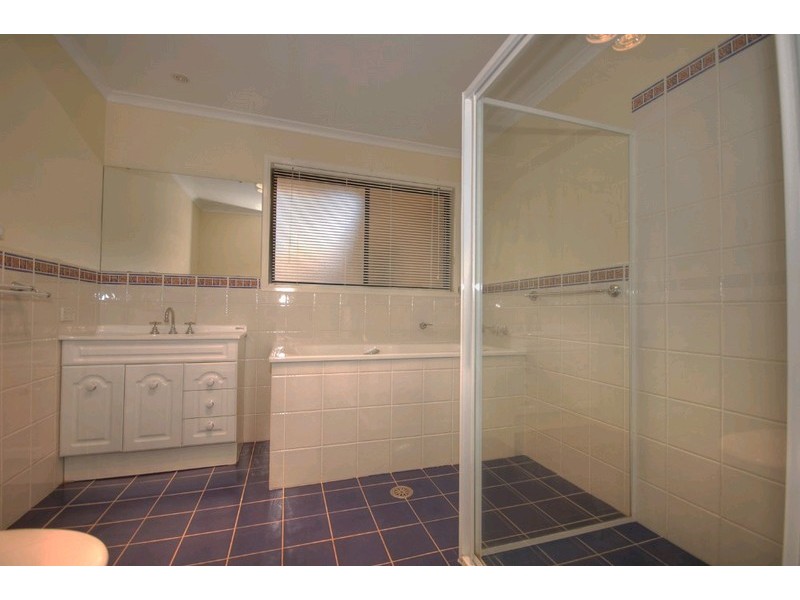 9 Rollston Street, Amaroo ACT 2914