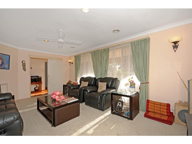 19 Handcock Crescent, Macgregor ACT 2615