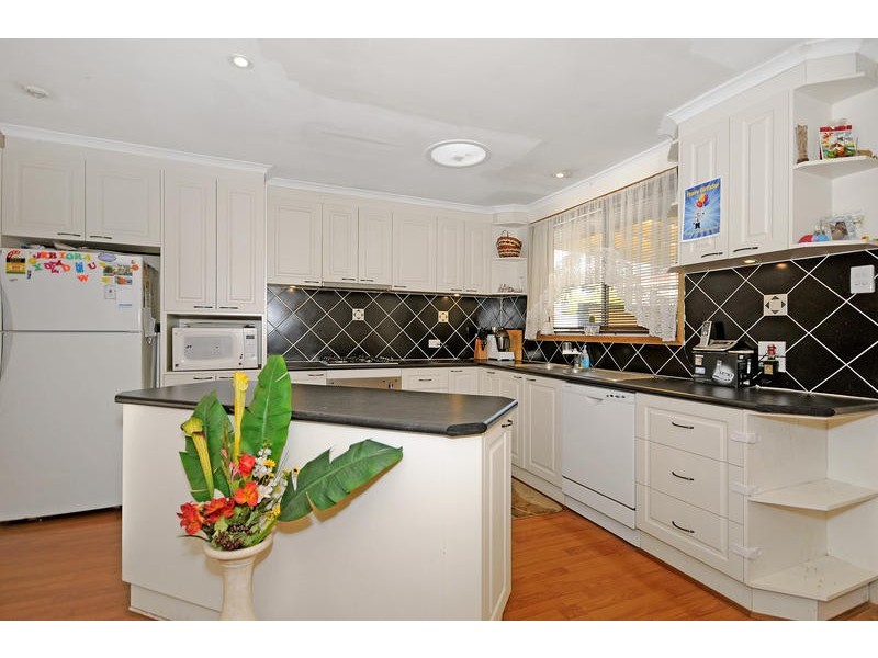 19 Handcock Crescent, Macgregor ACT 2615