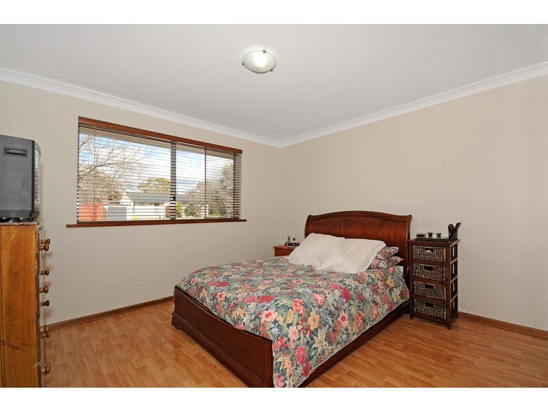 14 Lindrum Crescent, Holt ACT 2615