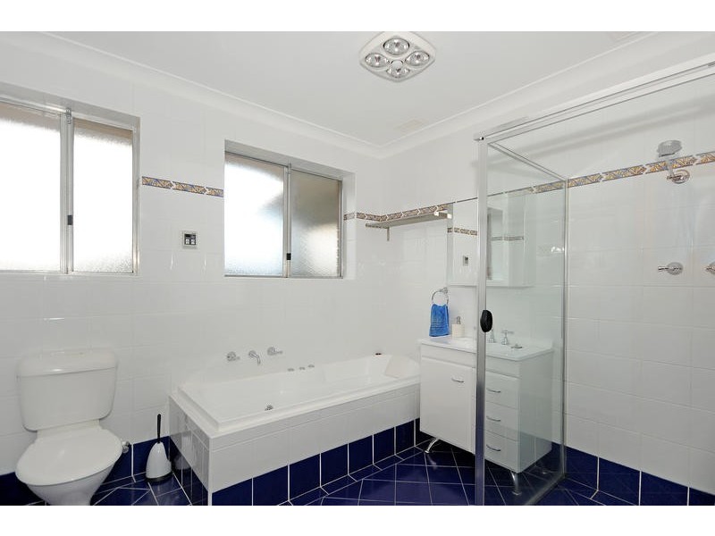 14 Lindrum Crescent, Holt ACT 2615