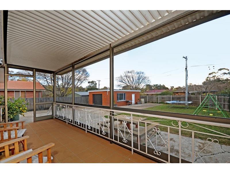 14 Lindrum Crescent, Holt ACT 2615