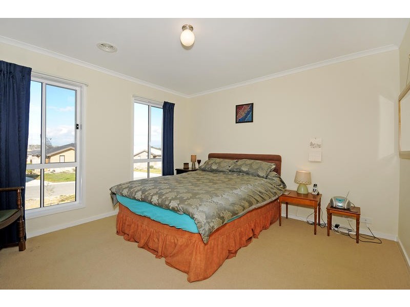 6 Keaney Street, Macgregor ACT 2615