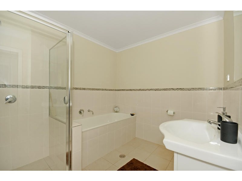 6 Keaney Street, Macgregor ACT 2615