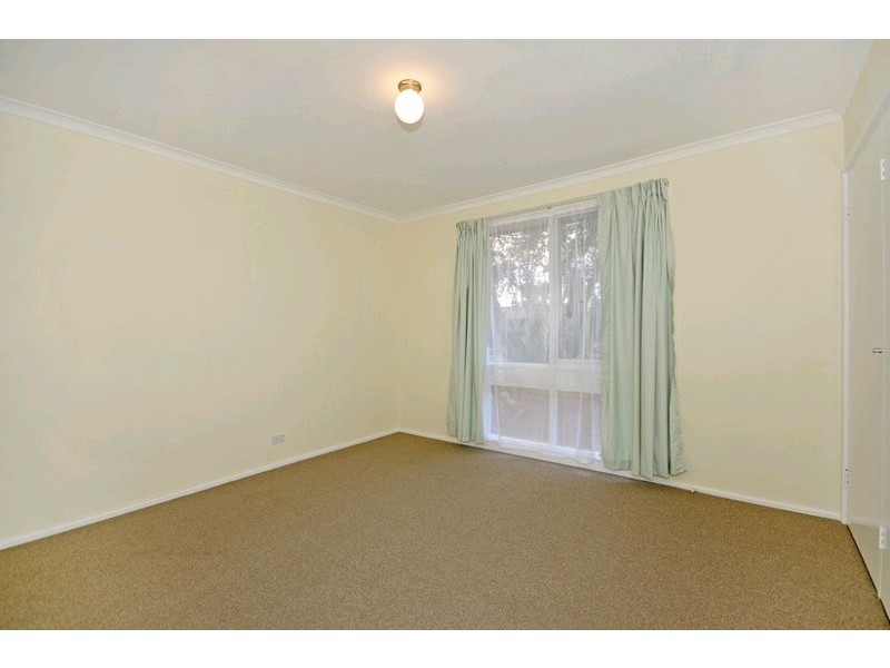 25 Pickworth Street, Holt ACT 2615