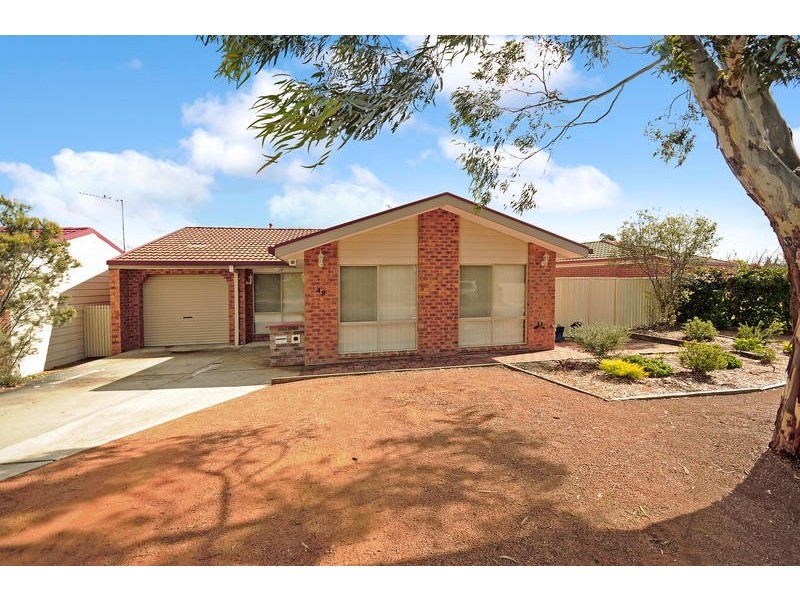 49 Evelyn Owen Crescent, Dunlop ACT 2615