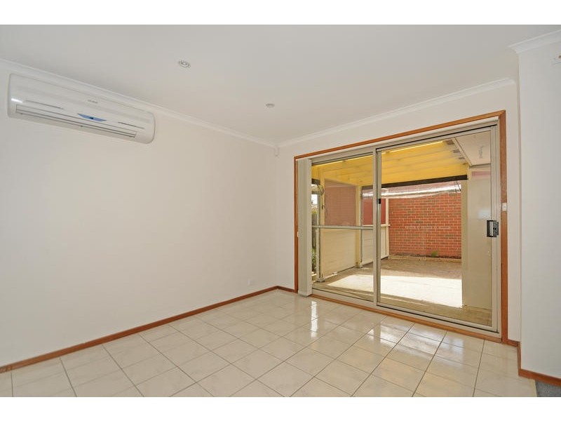 49 Evelyn Owen Crescent, Dunlop ACT 2615