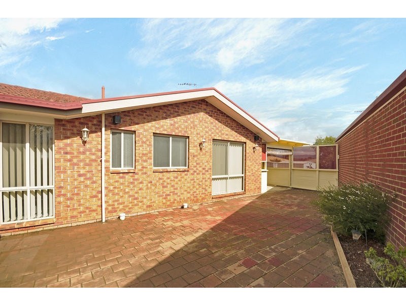 49 Evelyn Owen Crescent, Dunlop ACT 2615