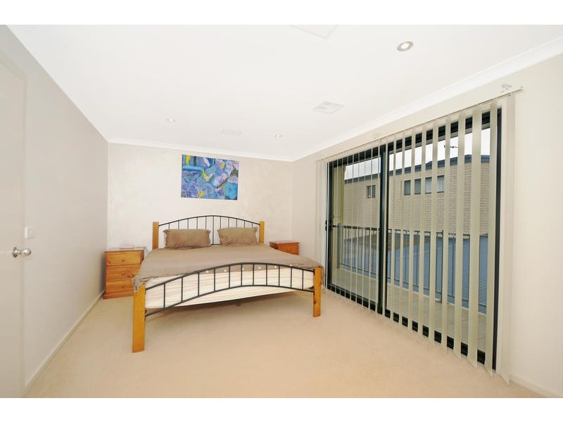 284 Anthony Rolfe Avenue, Gungahlin ACT 2912