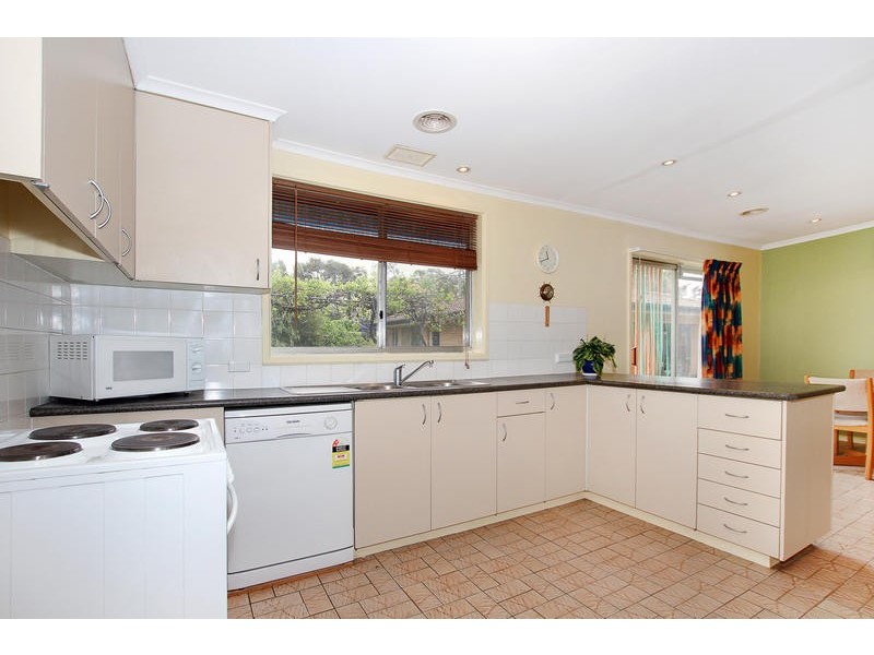 49 Mathieson Crescent, Weetangera ACT 2614