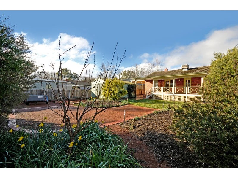 7 Gilruth Street, Hackett ACT 2602