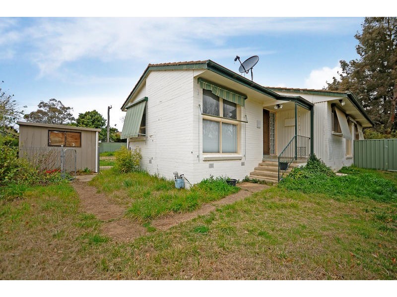 8 Macadam Street, Page ACT 2614