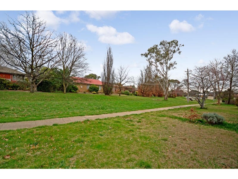 8 Macadam Street, Page ACT 2614