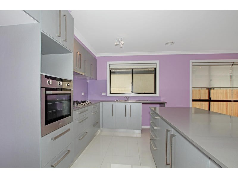 32 John James Loop, Macgregor ACT 2615