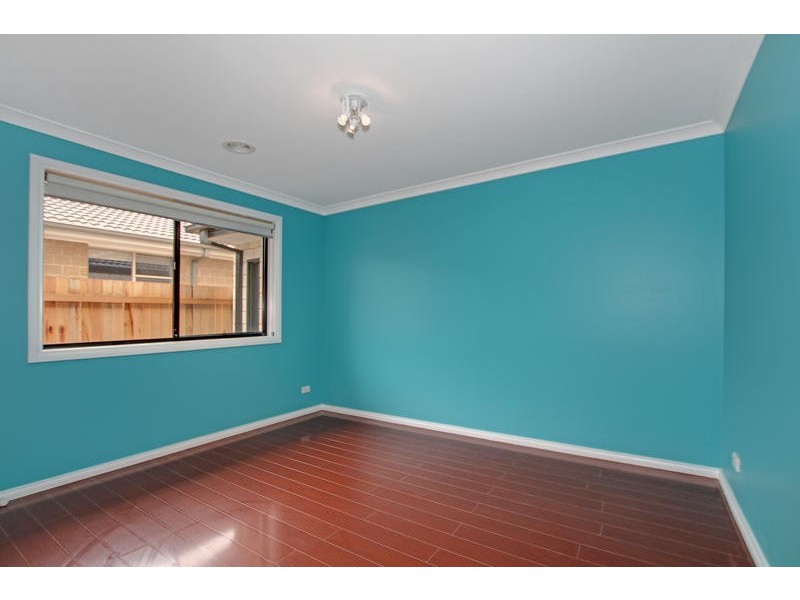 32 John James Loop, Macgregor ACT 2615