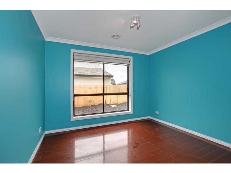 32 John James Loop, Macgregor ACT 2615