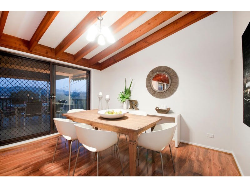 18 Cuthbertson Crescent, Oxley ACT 2903