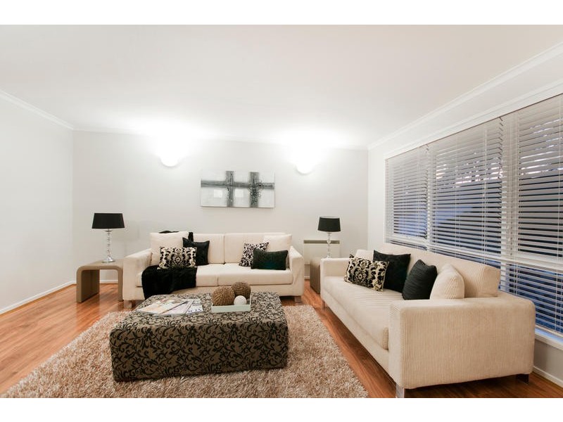 18 Cuthbertson Crescent, Oxley ACT 2903