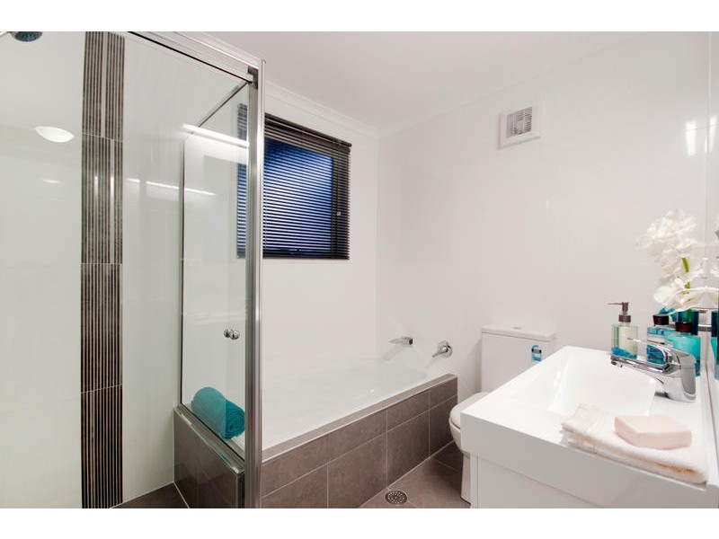 18 Cuthbertson Crescent, Oxley ACT 2903