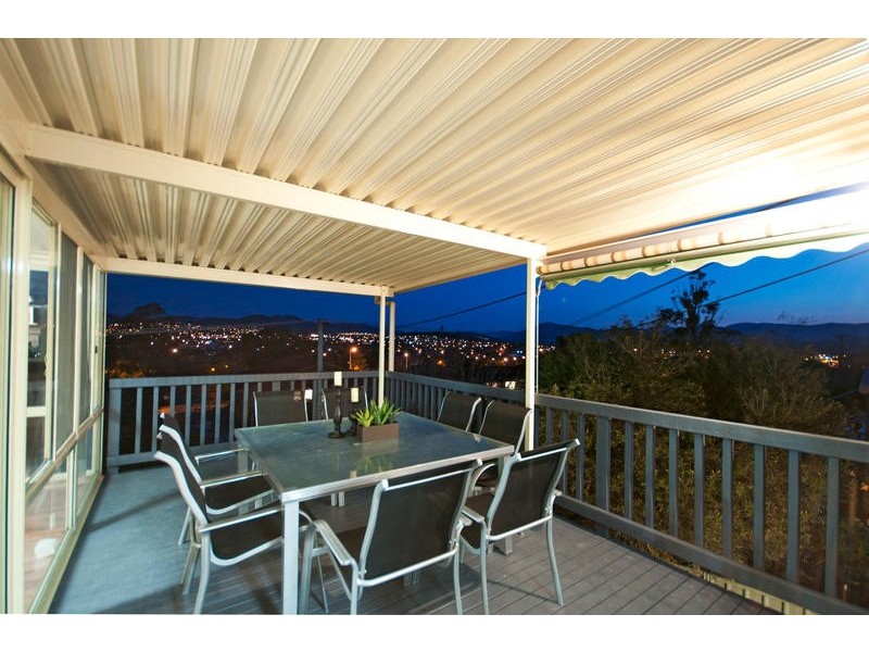 18 Cuthbertson Crescent, Oxley ACT 2903