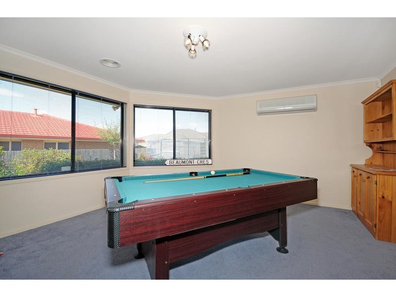 4 Shrivell Circuit, Dunlop ACT 2615