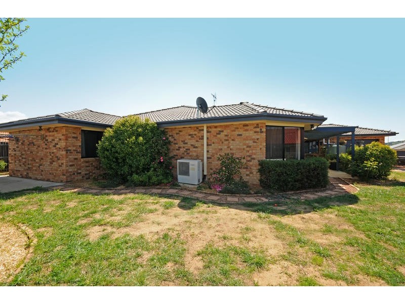 4 Shrivell Circuit, Dunlop ACT 2615