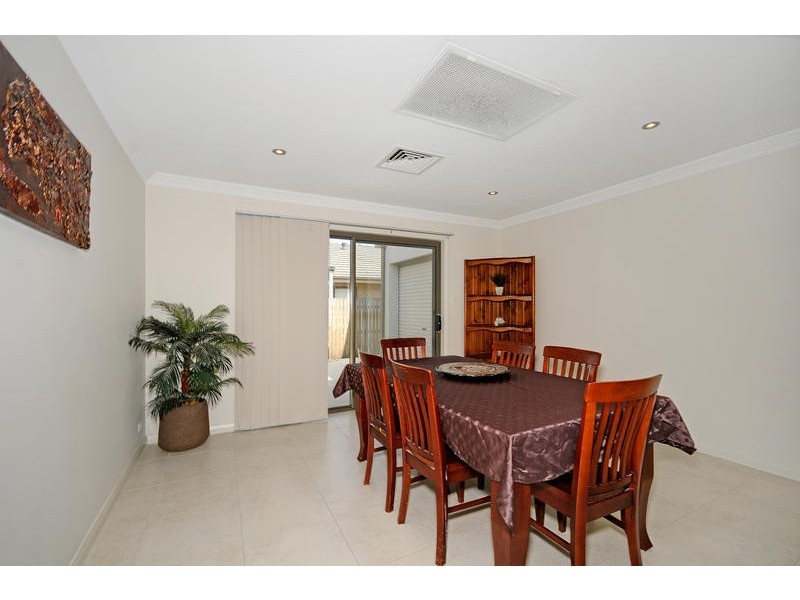 24 Helen Leonard Crescent, Forde ACT 2914