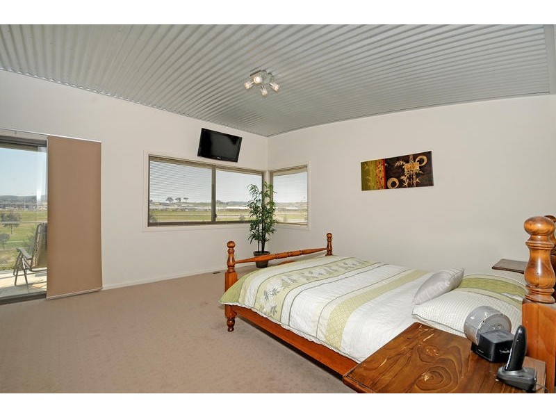 24 Helen Leonard Crescent, Forde ACT 2914