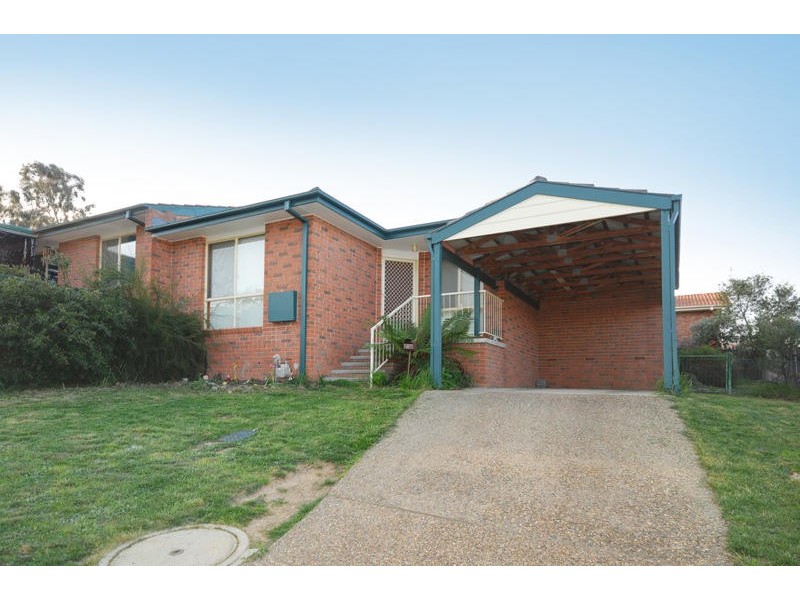 11 Deumonga Court, Ngunnawal ACT 2913