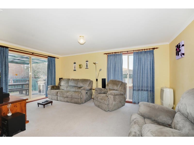 11 Deumonga Court, Ngunnawal ACT 2913