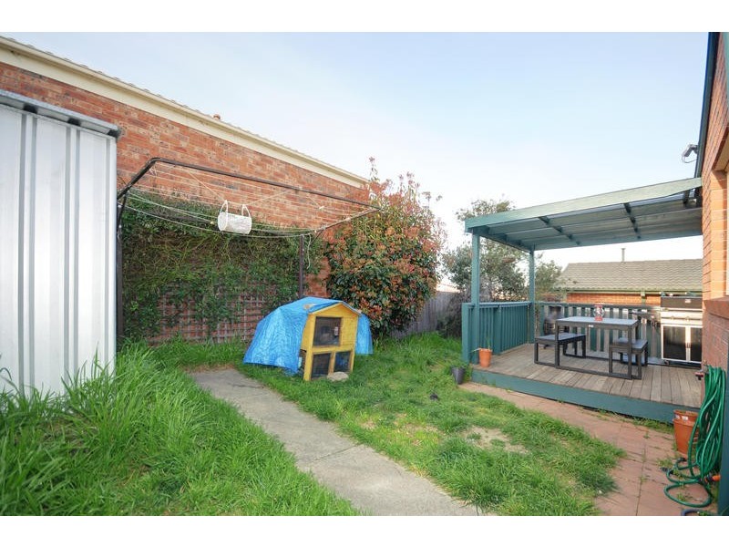 11 Deumonga Court, Ngunnawal ACT 2913