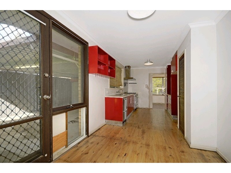 7 Lindrum Crescent, Holt ACT 2615