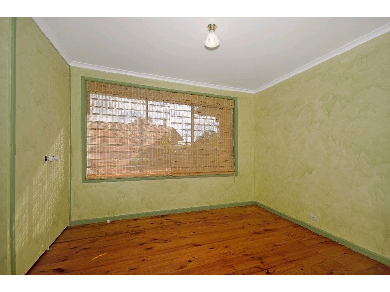 7 Lindrum Crescent, Holt ACT 2615