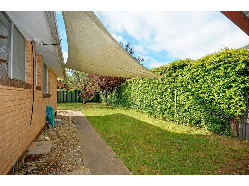7 Lindrum Crescent, Holt ACT 2615