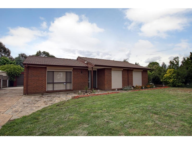 20 Augustus Close, Palmerston ACT 2913