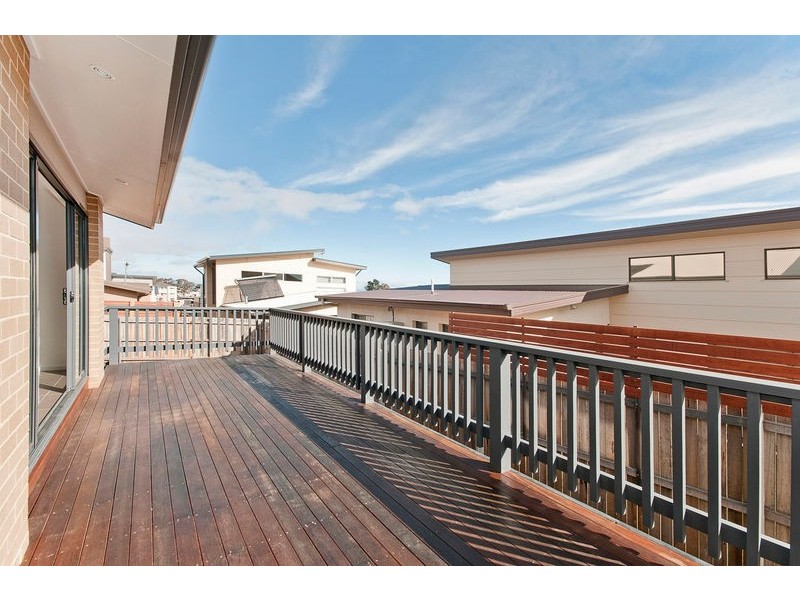 8 Bromham Street, Forde ACT 2914