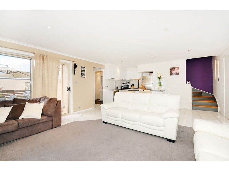 303 Anthony Rolfe Avenue, Gungahlin ACT 2912