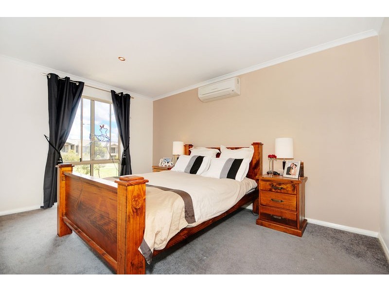 303 Anthony Rolfe Avenue, Gungahlin ACT 2912