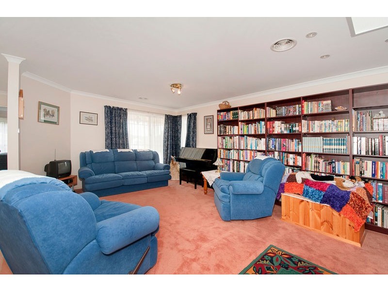 65 Shrivell Circuit, Dunlop ACT 2615