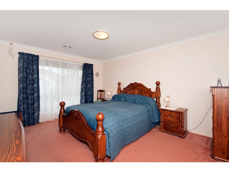 65 Shrivell Circuit, Dunlop ACT 2615
