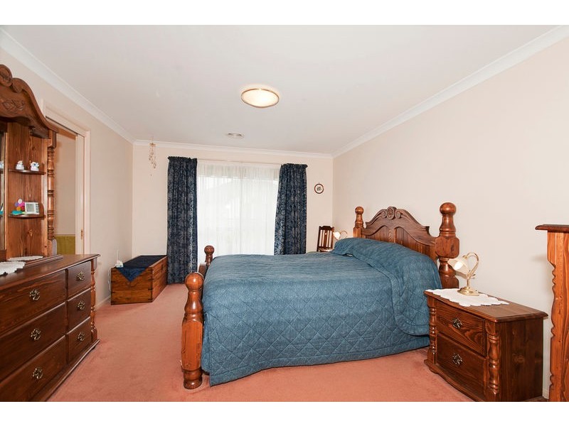65 Shrivell Circuit, Dunlop ACT 2615