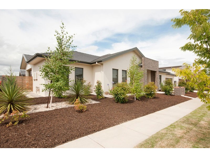 31 Helen Leonard Crescent, Forde ACT 2914