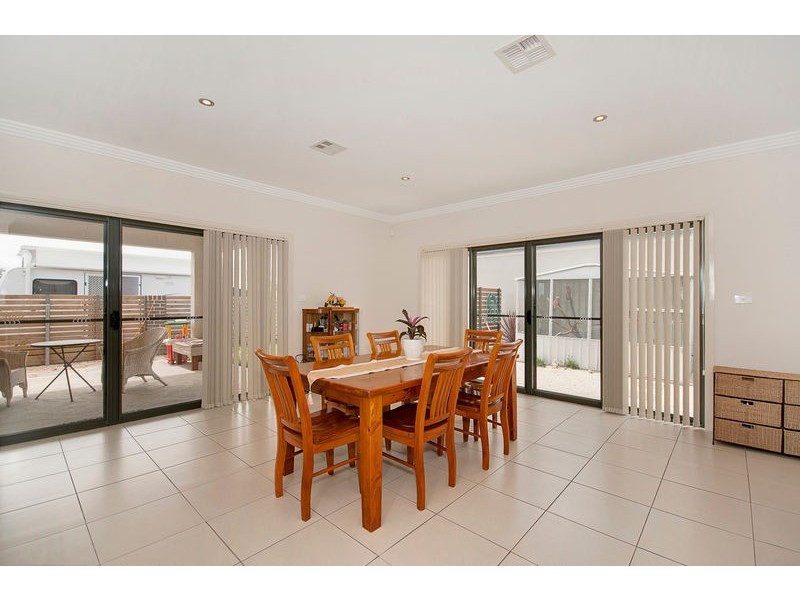 31 Helen Leonard Crescent, Forde ACT 2914