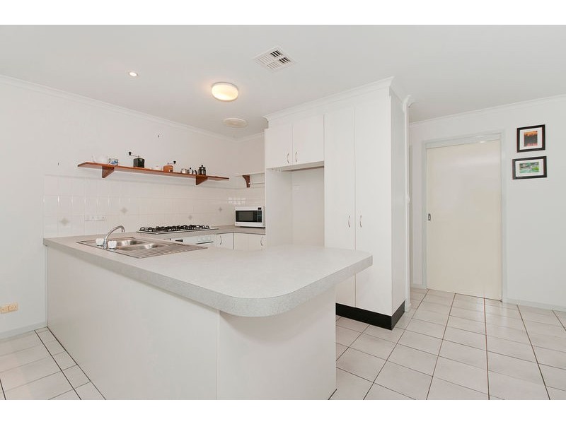 18 Saggers Close, Gordon ACT 2906