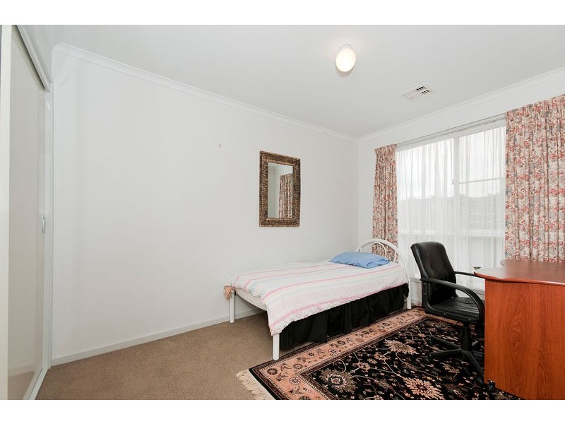 18 Saggers Close, Gordon ACT 2906