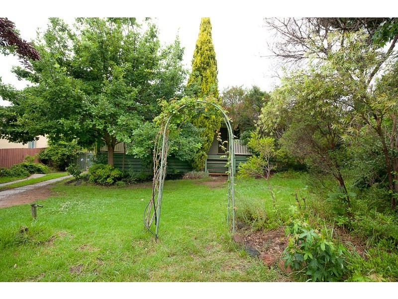 12 Badgery Street, Macquarie ACT 2614