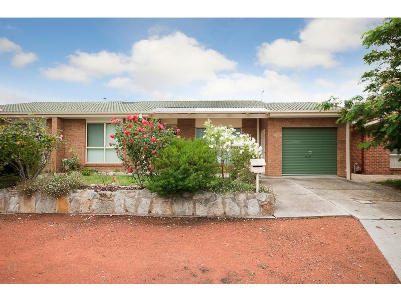 7 Bimbaing Crescent, Ngunnawal ACT 2913