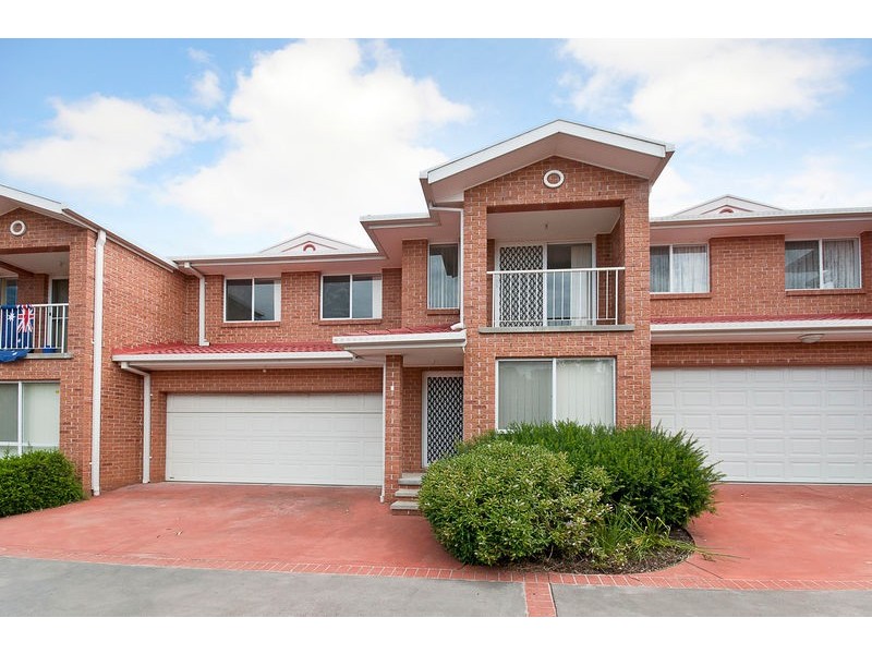 4/8 Proserpine Circuit, Amaroo ACT 2914
